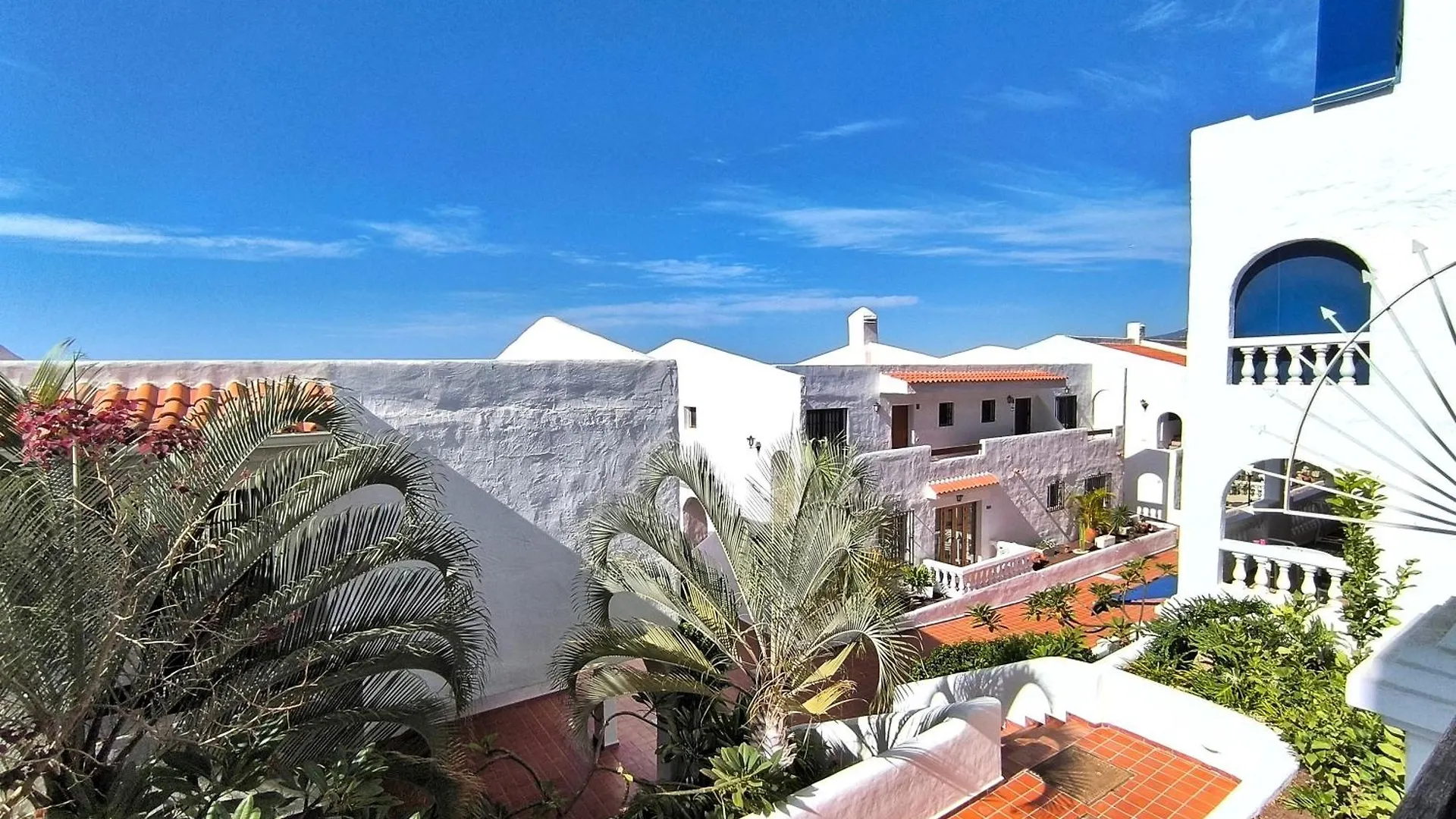 Sunlit Isle - Heated Pool, Fibre Net, Los Cristianos Διαμέρισμα Los Cristianos (Tenerife)