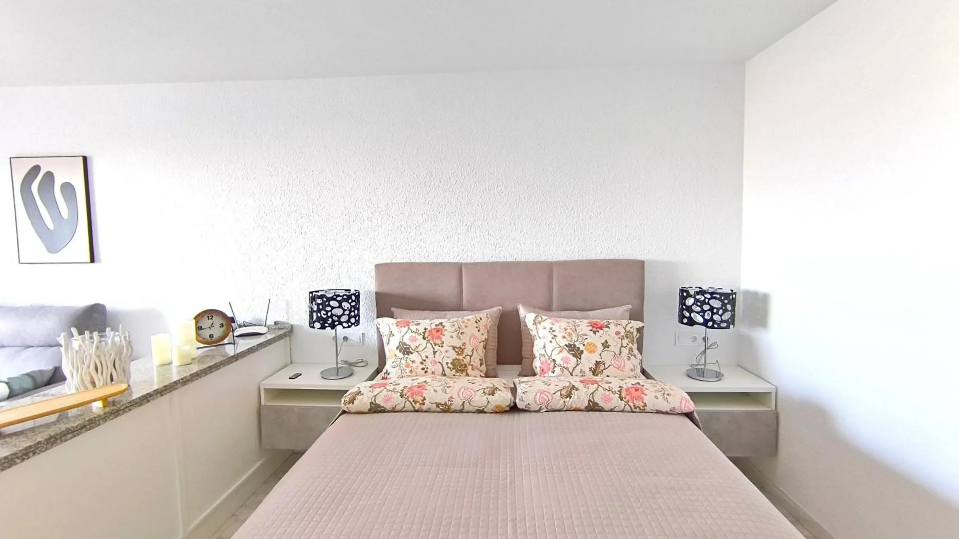 Διαμέρισμα Sunlit Isle - Heated Pool, Fibre Net, Los Cristianos